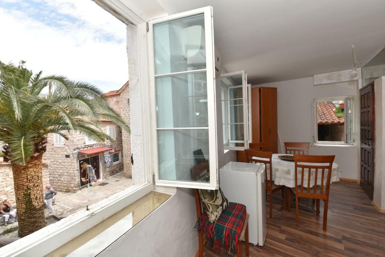 Hostel Michel Будва Екстериор снимка