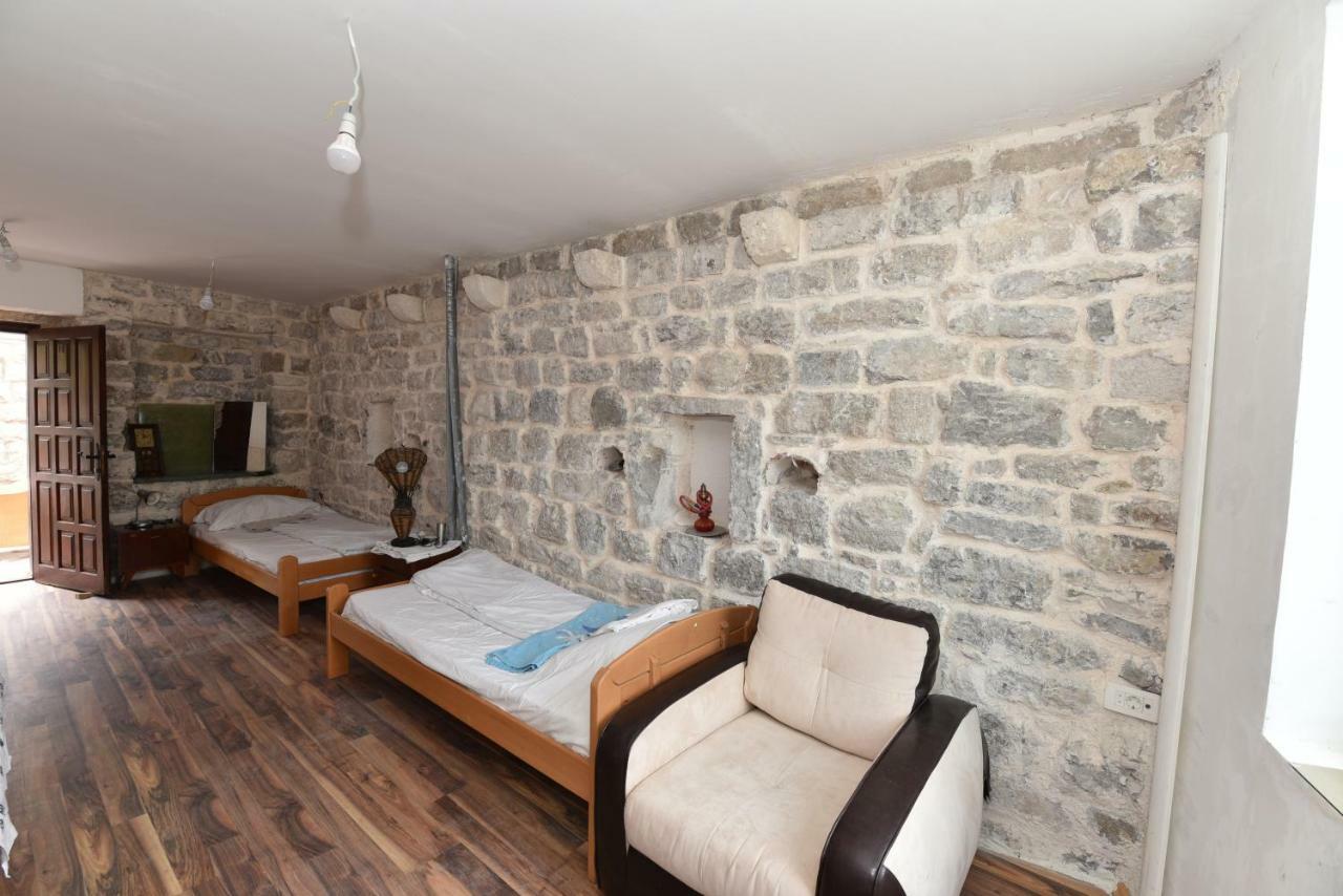 Hostel Michel Будва Екстериор снимка