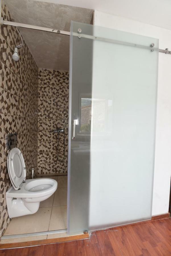 Hostel Michel Будва Екстериор снимка