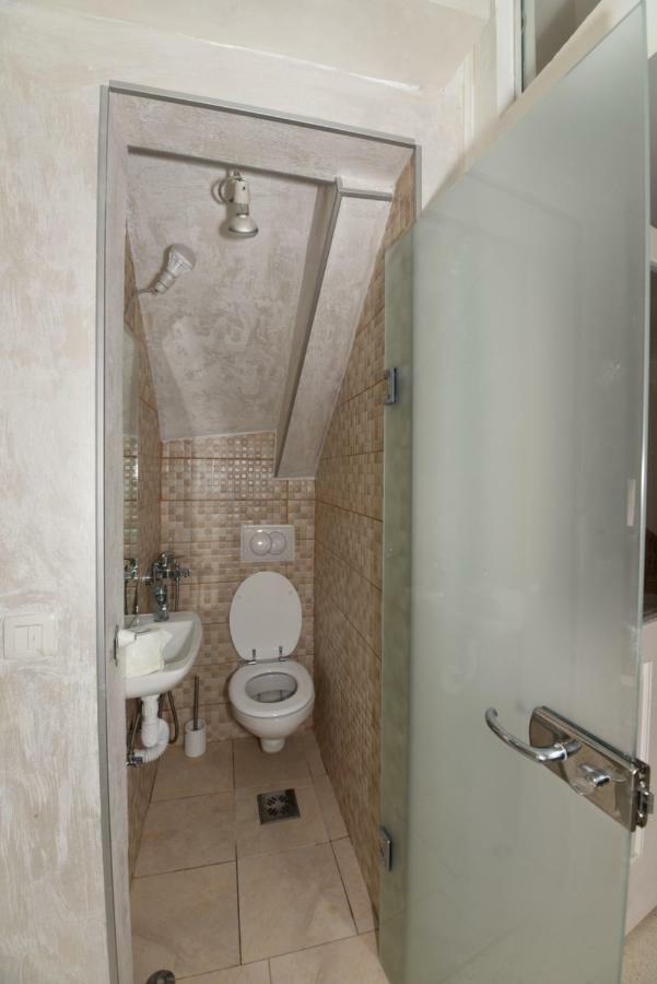 Hostel Michel Будва Екстериор снимка